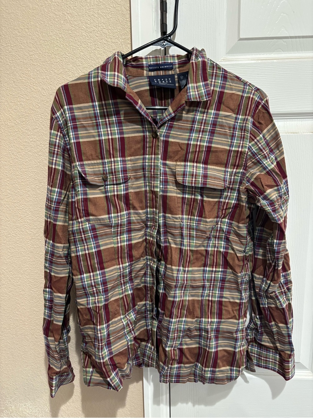 Men's Brown Plaid Button-Down Shirt
